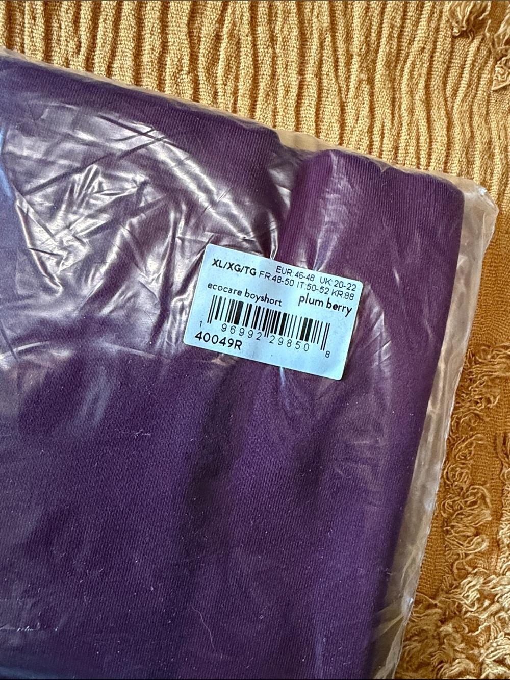 Lot of 4 Spanx Shapewear Underwear XL new in packaging - Picture 3 of 5